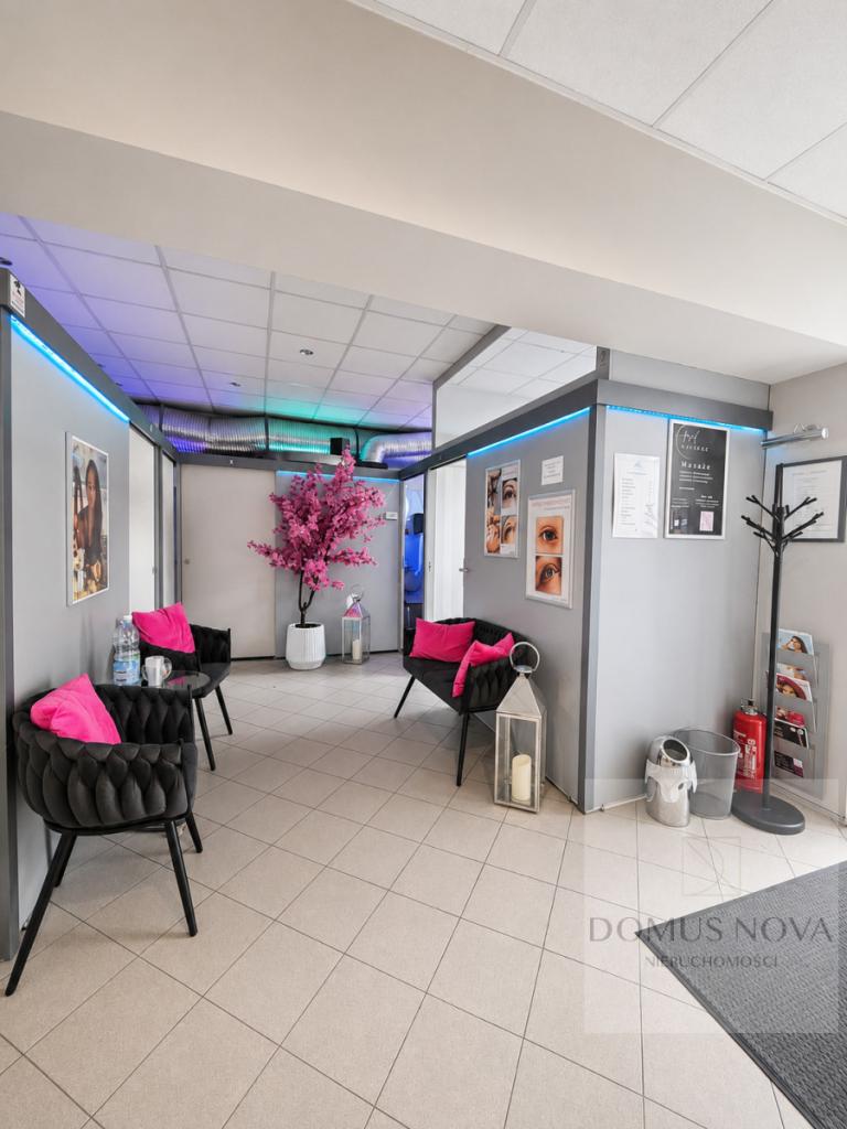Lokal użytkowy 50 m² podolog kosmetytyka manicure - zdjęcie 1