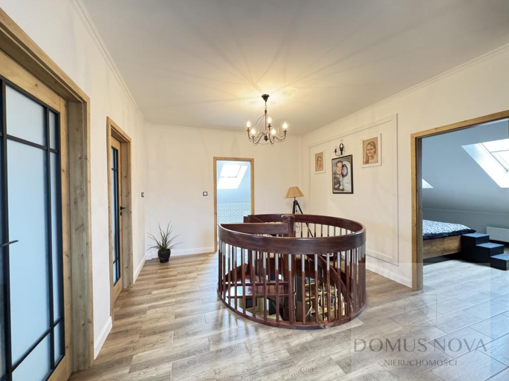 Przestronny dom 315 m² Zabrodzie 35 km od Warszawy - zdjęcie 16