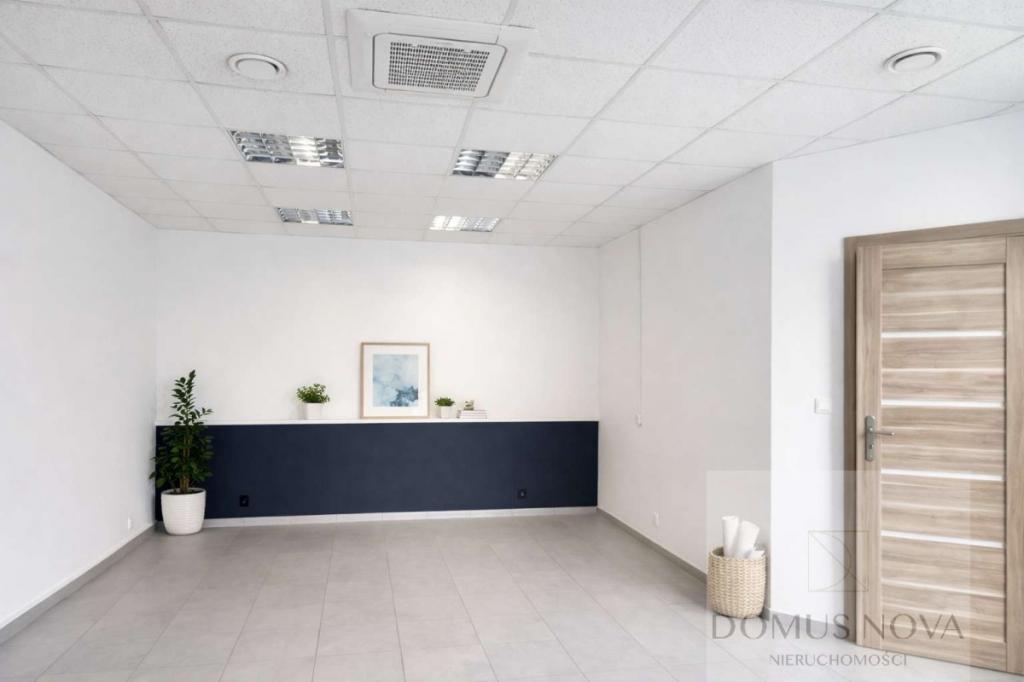 Lokal 44 m2 w budynku biurowym - Ursynów - zdjęcie 1