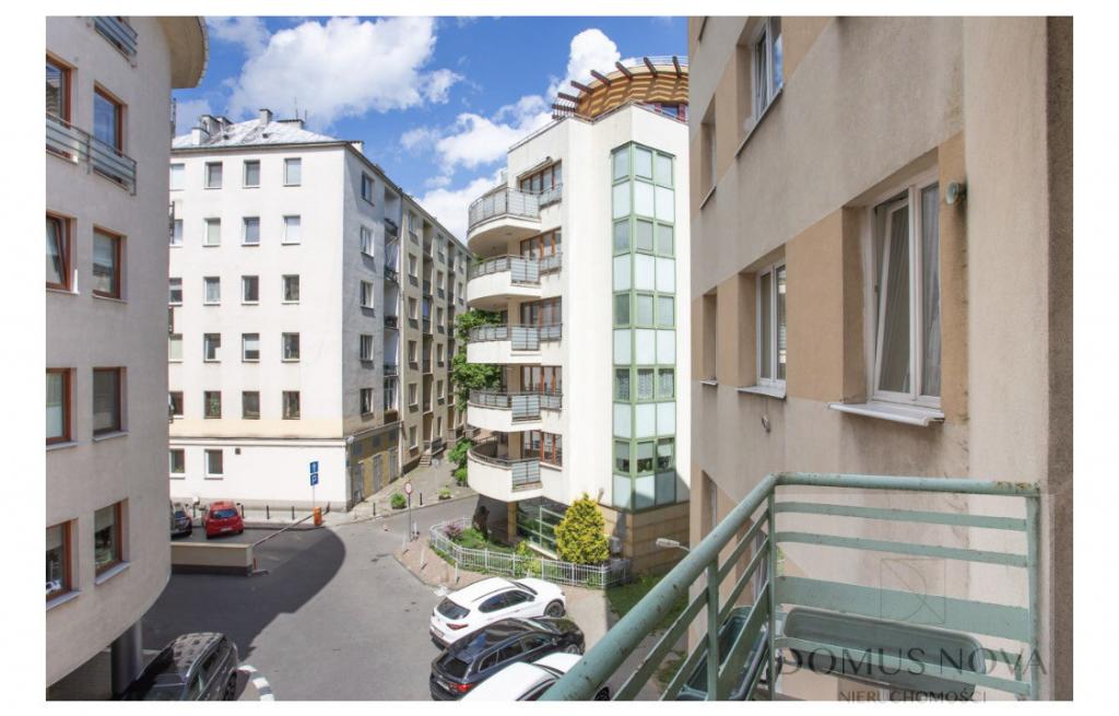 Trzypokojowe mieszkanie-Centrum - zdjęcie 11