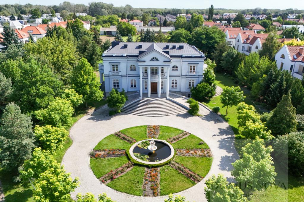 Willa na Wilanowie - zdjęcie 1