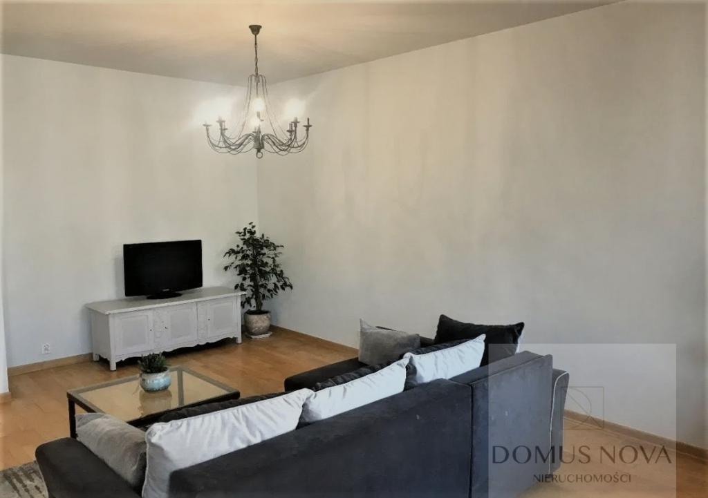 Trzypokojowe apartament - zdjęcie 4