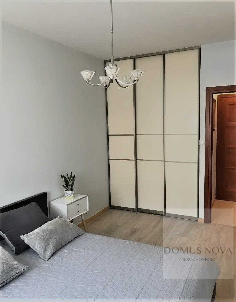 Trzypokojowe apartament - zdjęcie 9