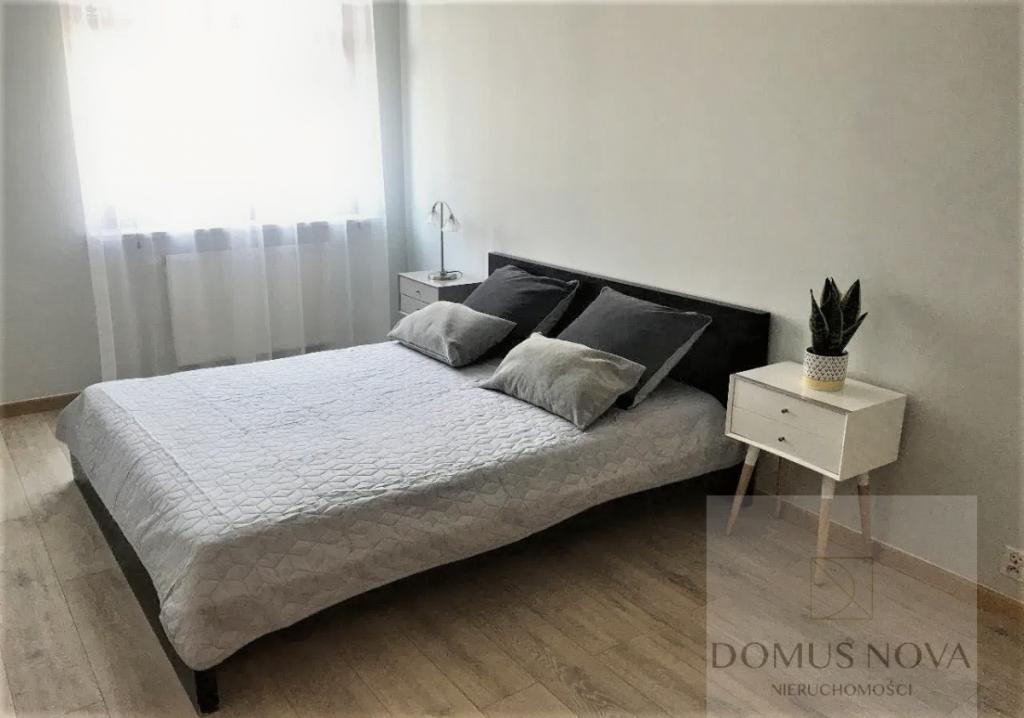 Trzypokojowe apartament - zdjęcie 8