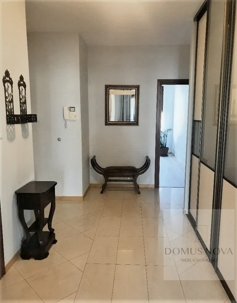 Trzypokojowe apartament - zdjęcie 13