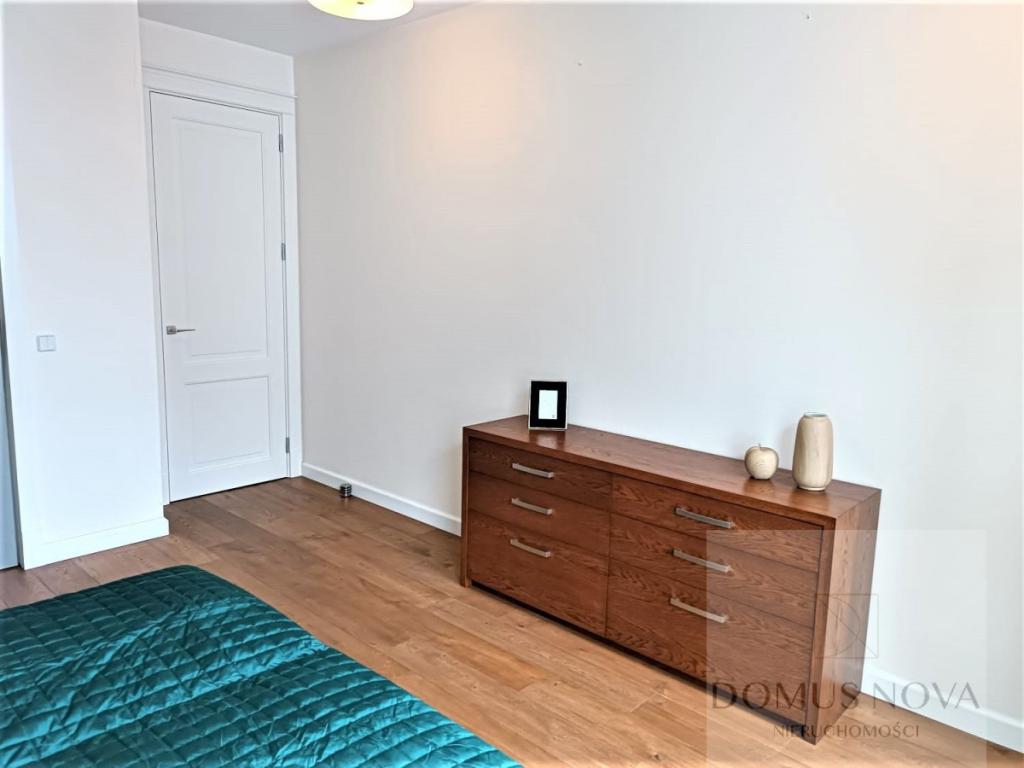 Trzypokojowy apartament-Żoliborz - zdjęcie 11