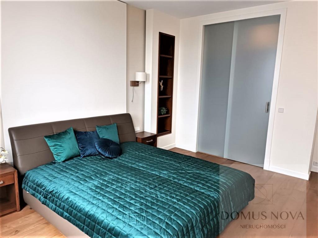 Trzypokojowy apartament-Żoliborz - zdjęcie 10