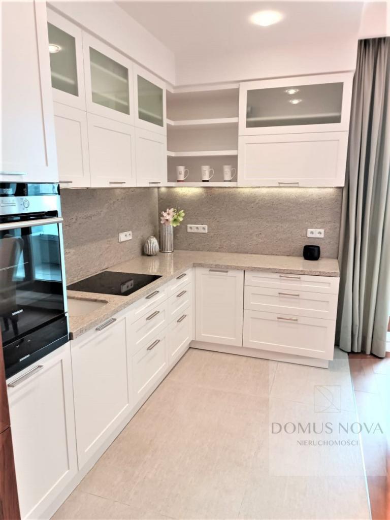Trzypokojowy apartament-Żoliborz - zdjęcie 3