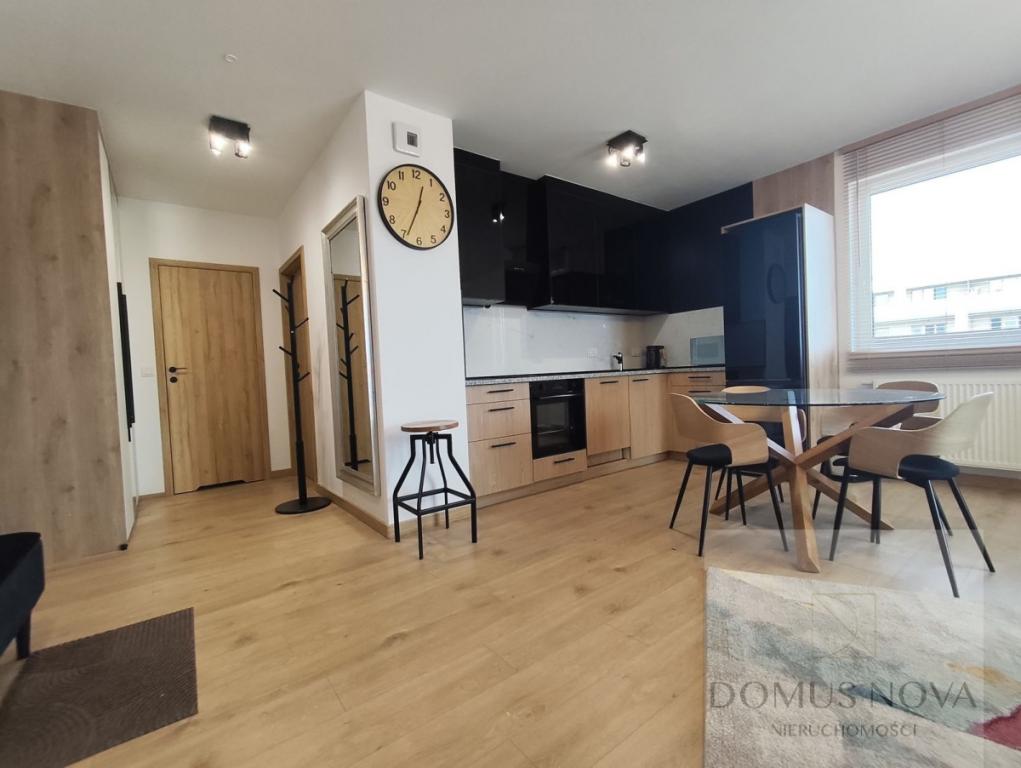 Trzypokojowe mieszkanie - Mokotów-Pierwszy Najemca - zdjęcie 2