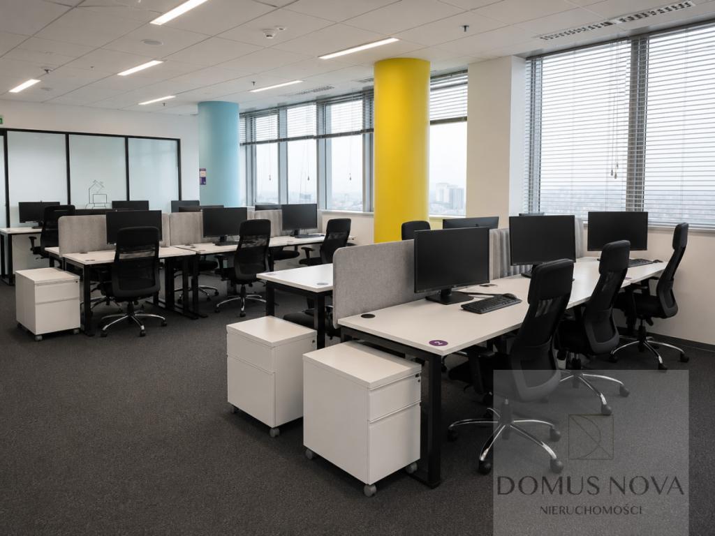 Biuro 281 m² w Spektrum Tower — biznesowe centrum - zdjęcie 2