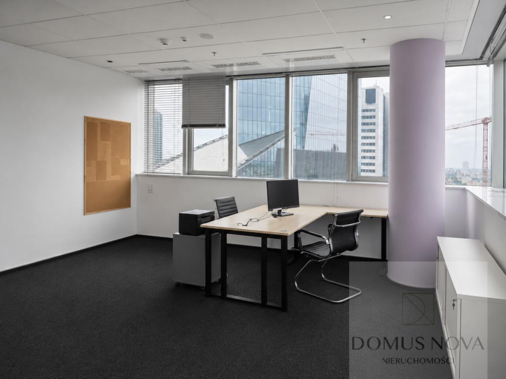 Biuro 281 m² w Spektrum Tower — biznesowe centrum - zdjęcie 4