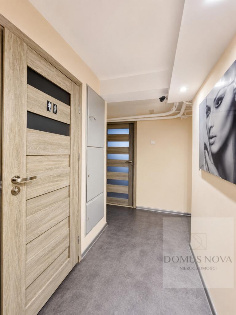 Lokal 25 m2 w przyziemiu - śródmiejska Wola - zdjęcie 10