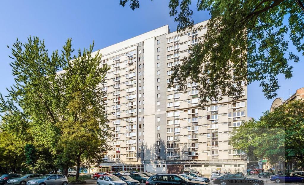 Lokal 25 m2 w przyziemiu - śródmiejska Wola - zdjęcie 11