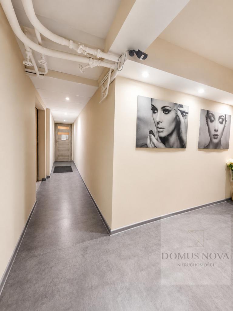 Lokal 25 m2 w przyziemiu - śródmiejska Wola - zdjęcie 8