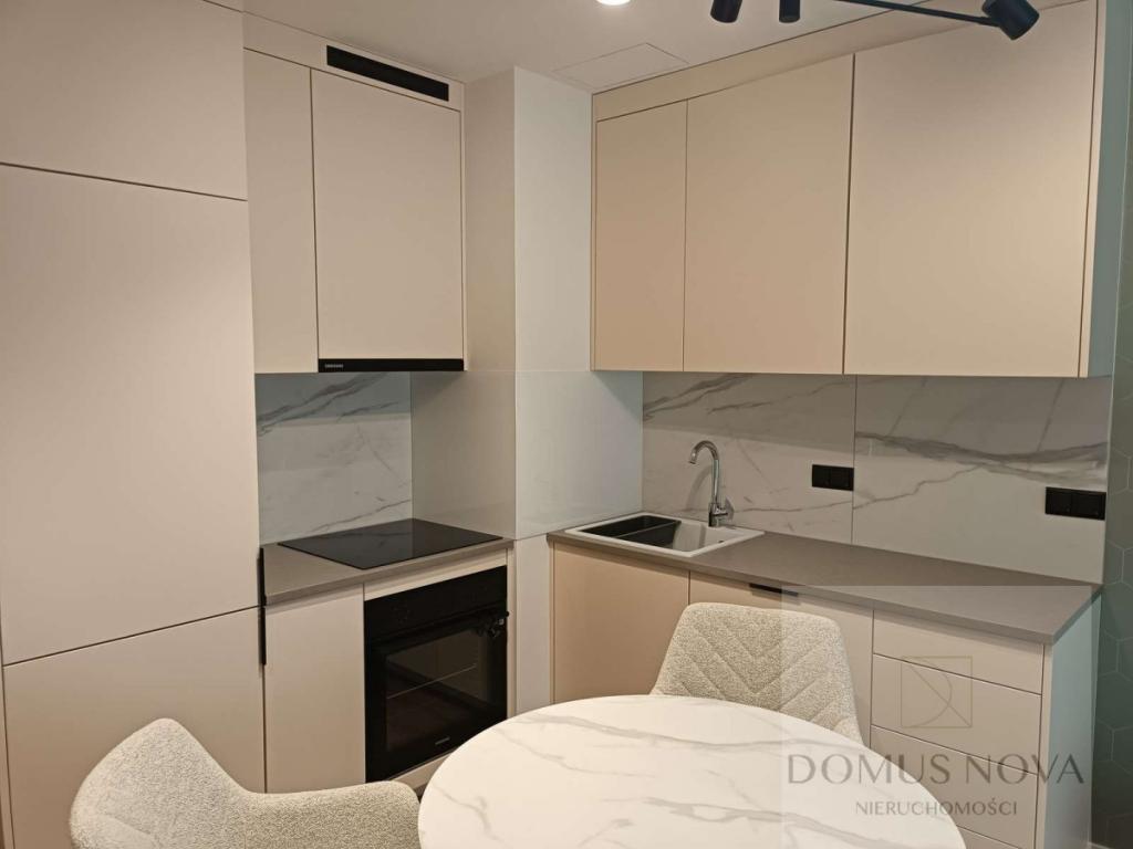 Dwupokojowe mieszkanie w apartamentowcu - zdjęcie 4