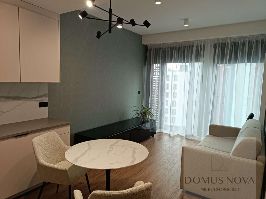 Dwupokojowe mieszkanie w apartamentowcu - zdjęcie 3