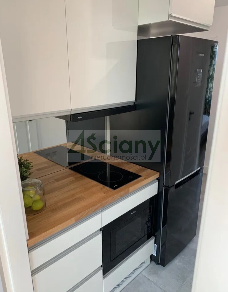 Mieszkanie 61 m², Warszawa, Żelazna - zdjęcie 3