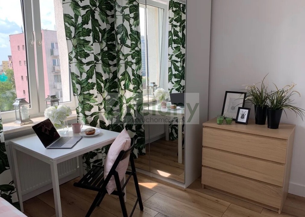 Mieszkanie 61 m², Warszawa, Żelazna - zdjęcie 1