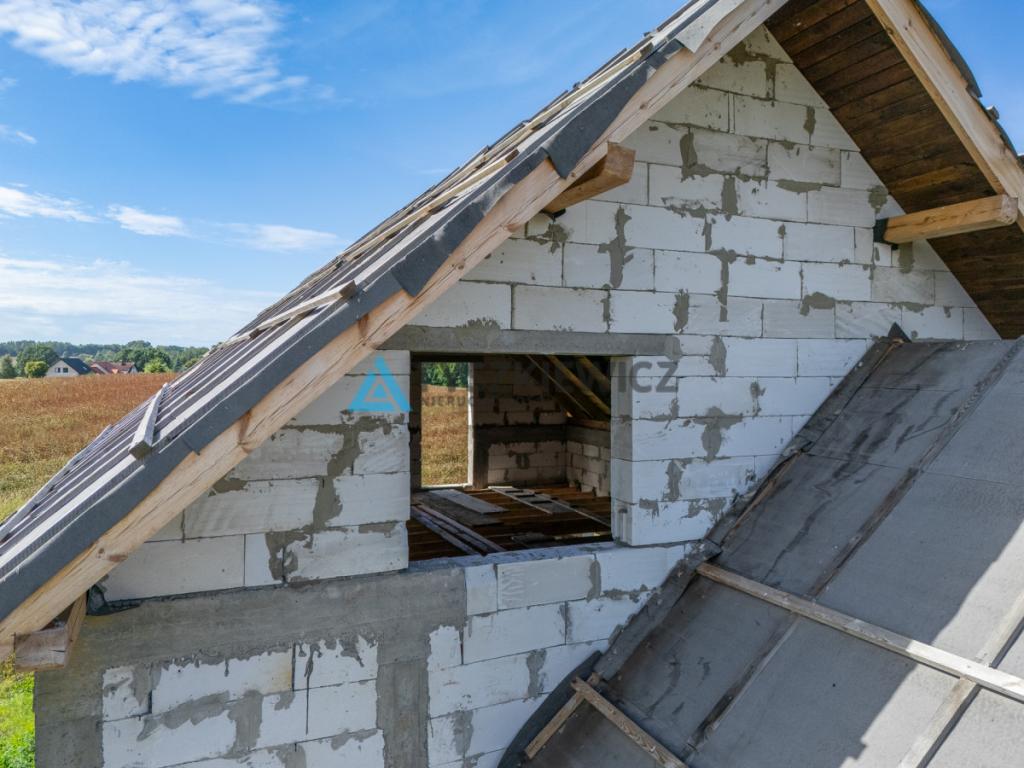 Dom w stanie surowym otwartym w spokojnej okolicy - zdjęcie 26