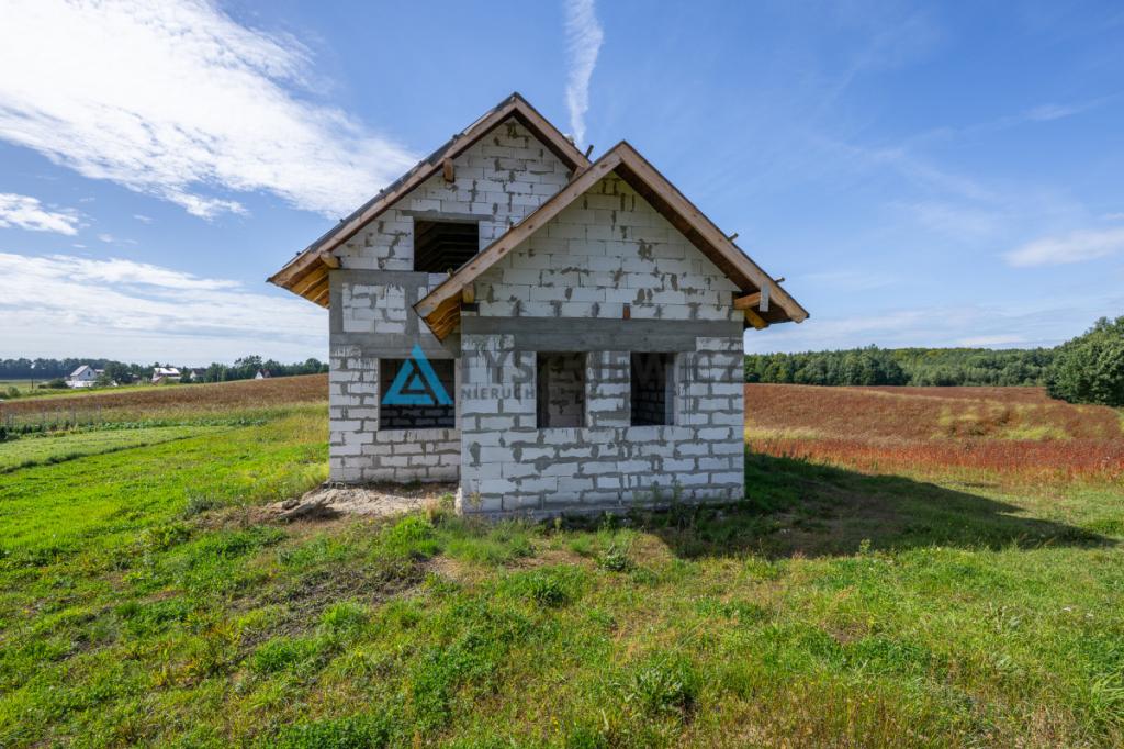 Dom w stanie surowym otwartym w spokojnej okolicy - zdjęcie 19