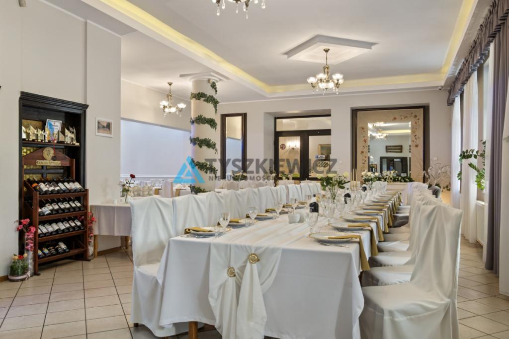 Restauracja i Hotel KARTUZY - zdjęcie 7