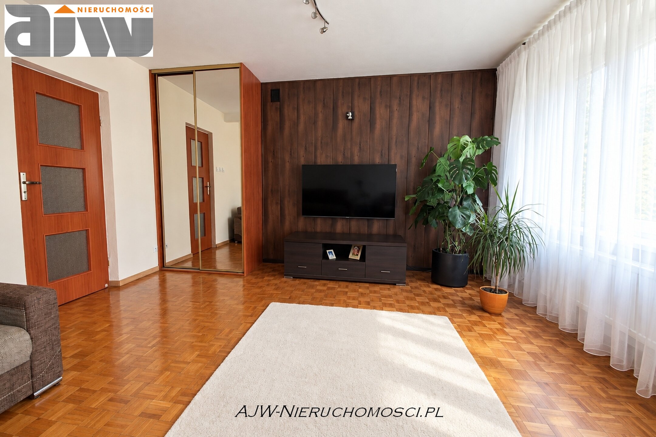Dom Izabelin B  pow. 162 m2 z wolnostojącą pracownią - zdjęcie 8
