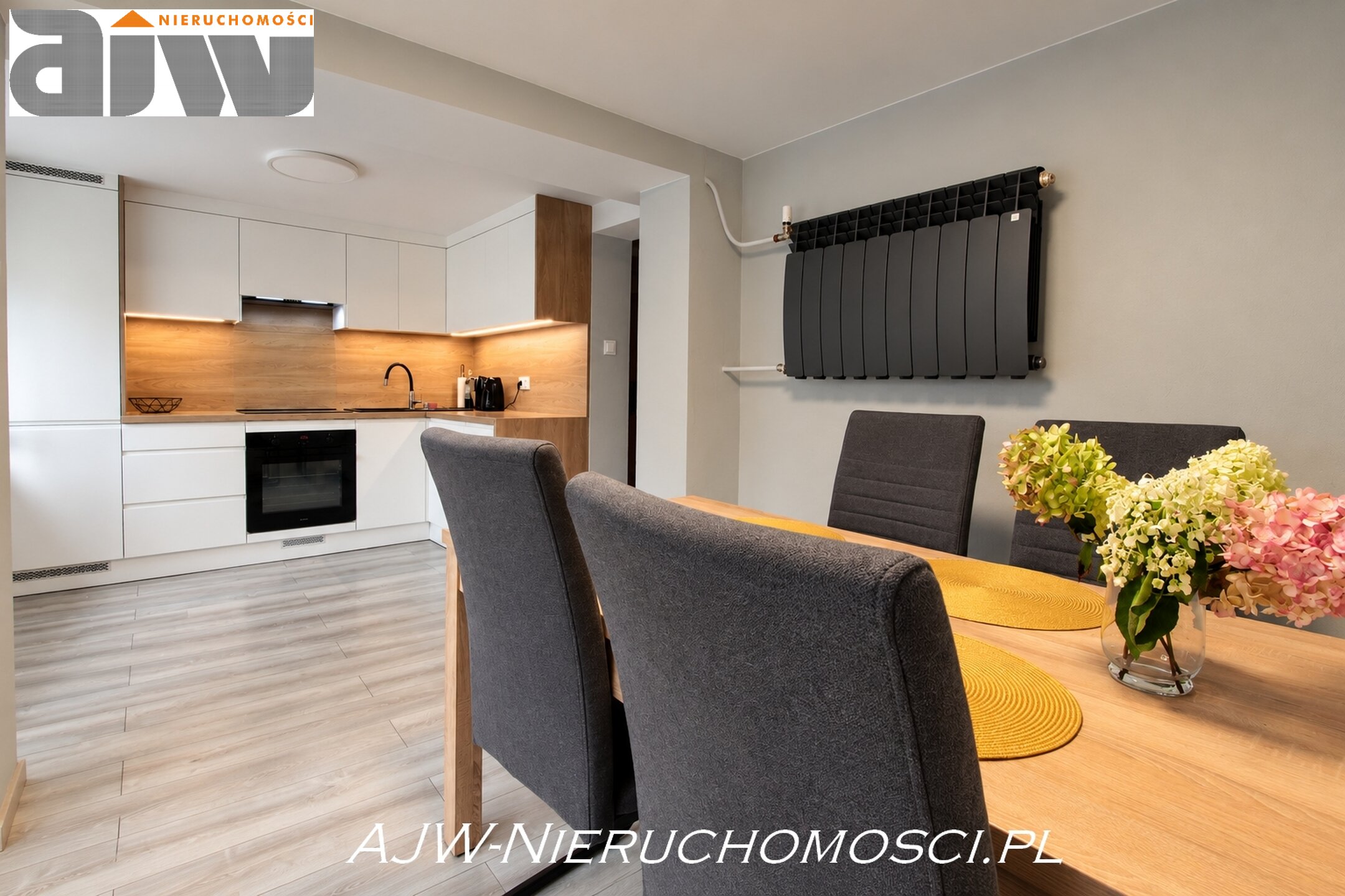 Dom Izabelin B  pow. 162 m2 z wolnostojącą pracownią - zdjęcie 2
