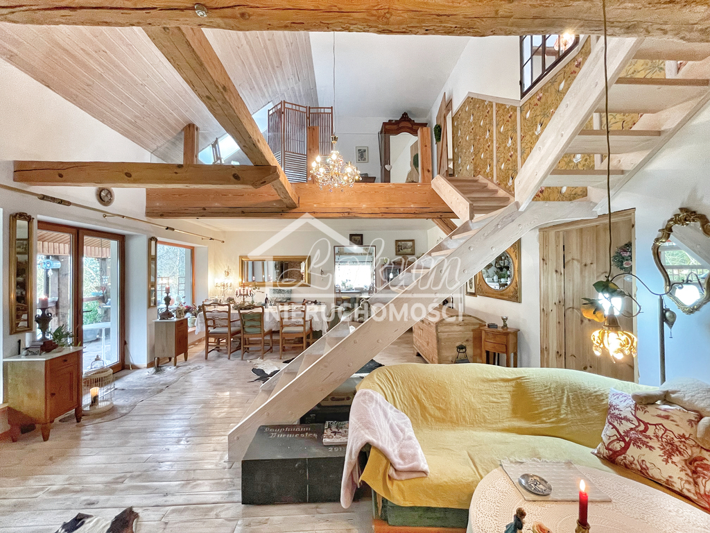 Dom 310 m², Trzeszczyn - zdjęcie 2