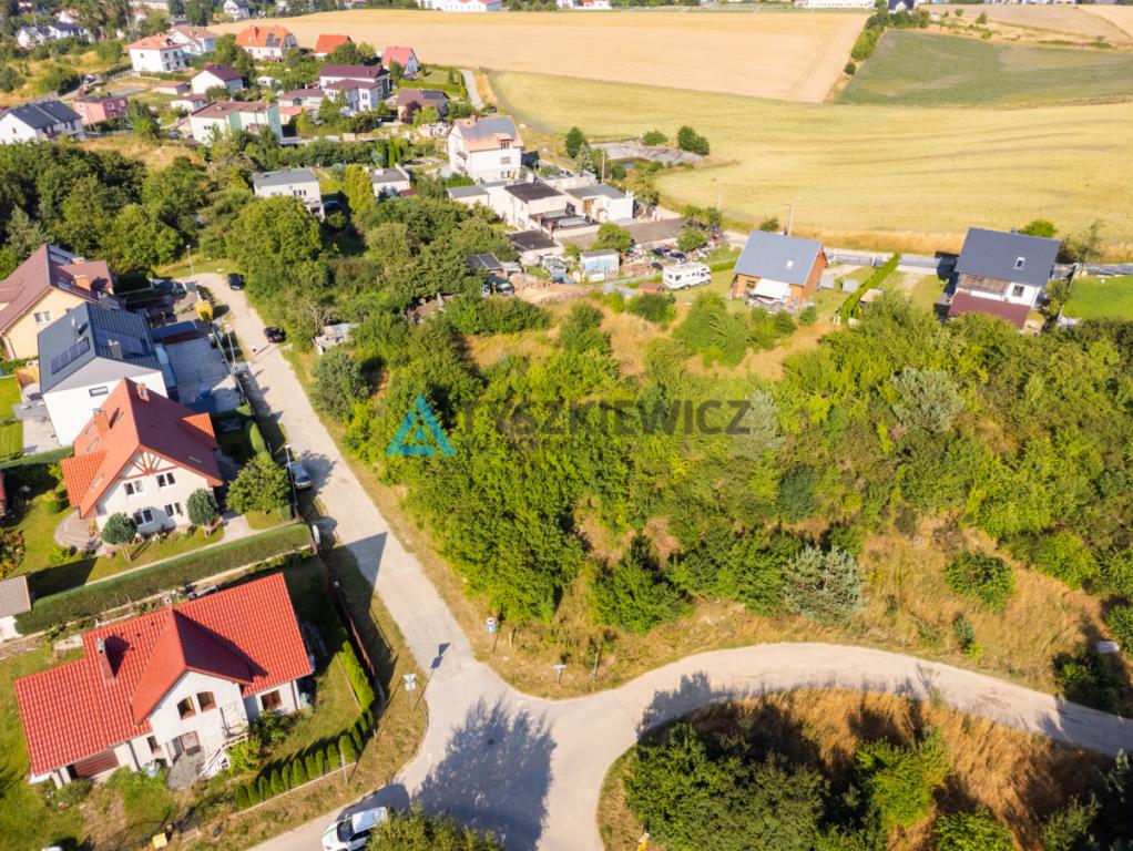 Działka budowlana w cichej i zielonej okolicy - zdjęcie 3