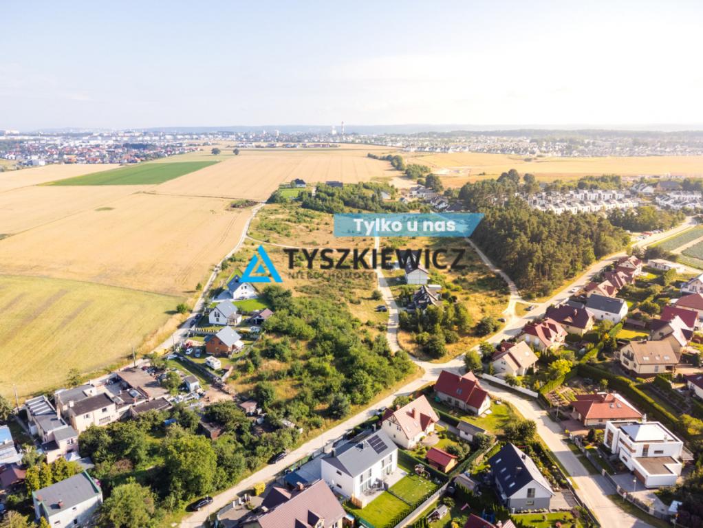 Działka budowlana w cichej i zielonej okolicy - zdjęcie 1
