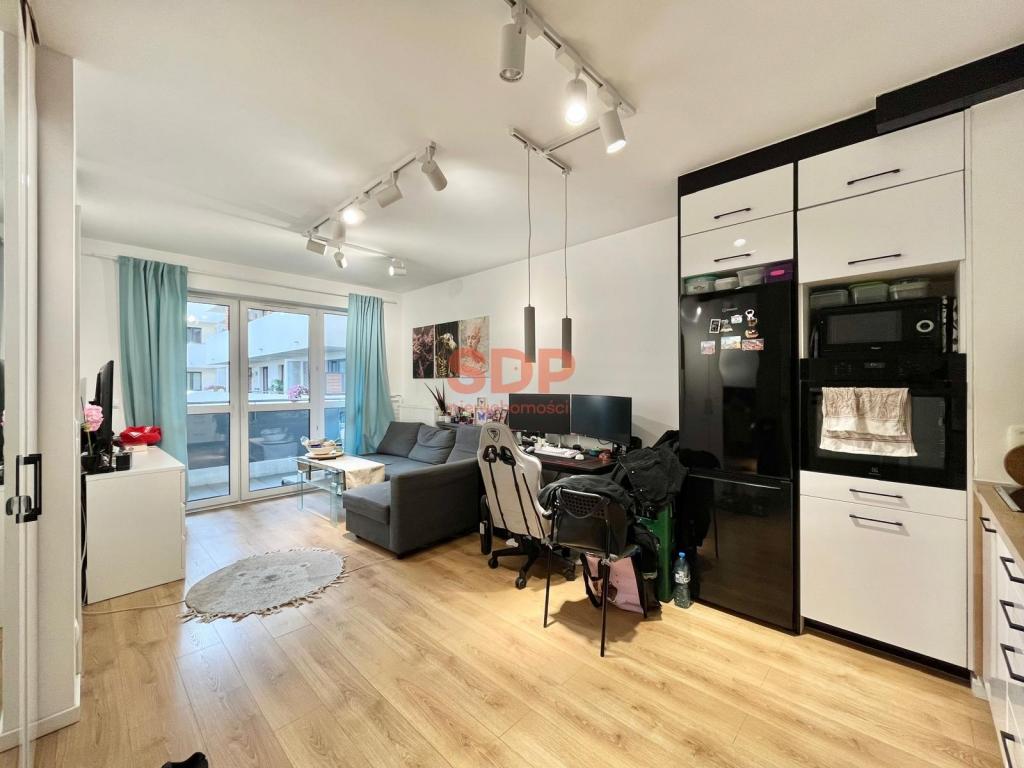 Mieszkanie 38 m², Ząbki, Miła - zdjęcie 1