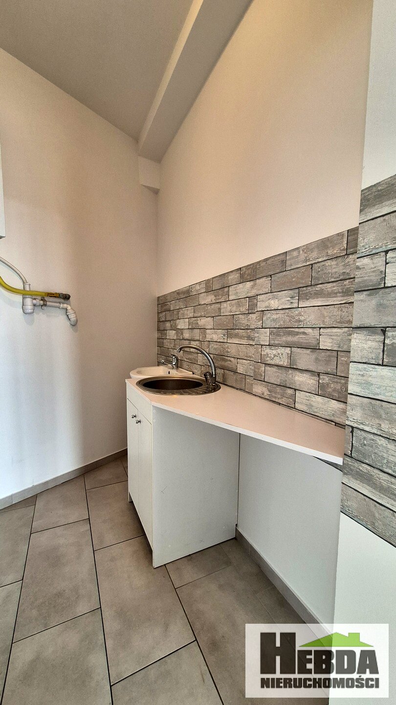 Tarnów, ul. Kochanowskiego, modna, nowoczesna hala - przestrzeń 160 m2 - zdjęcie 3