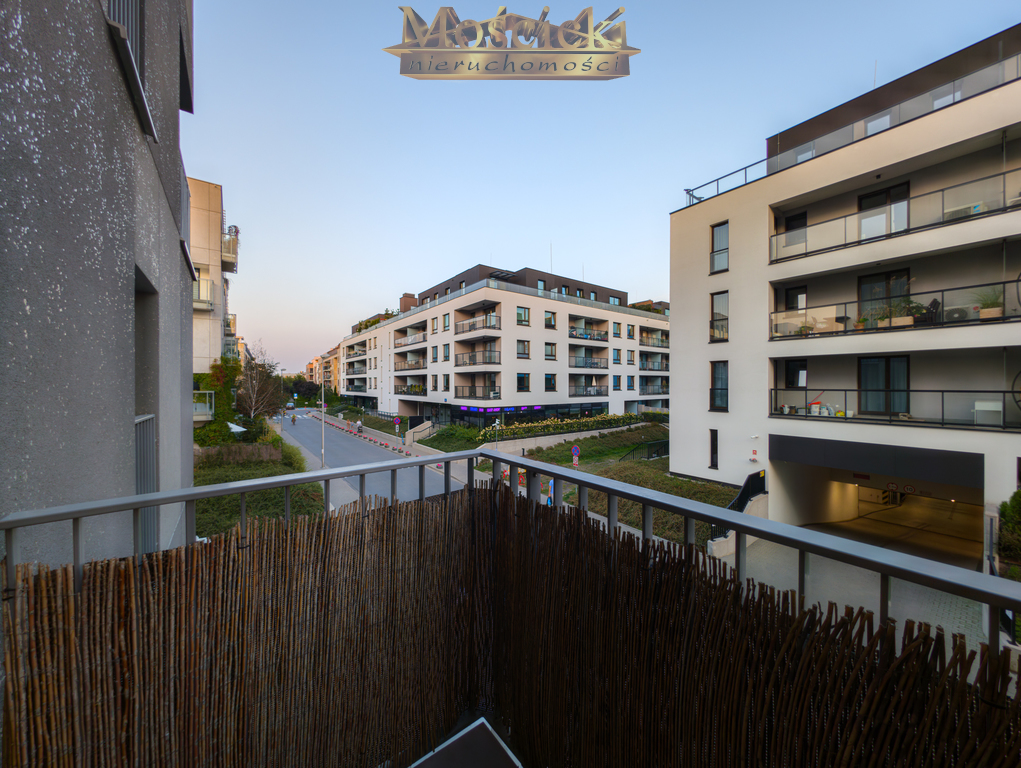 Urocza kawalerka z balkonem w Miasteczku Wilanów - zdjęcie 14