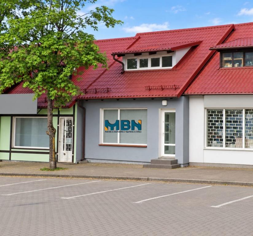 Lokal usługowy na sprzedaż, 70&nbsp;m², Giżycko - zdjęcie 2