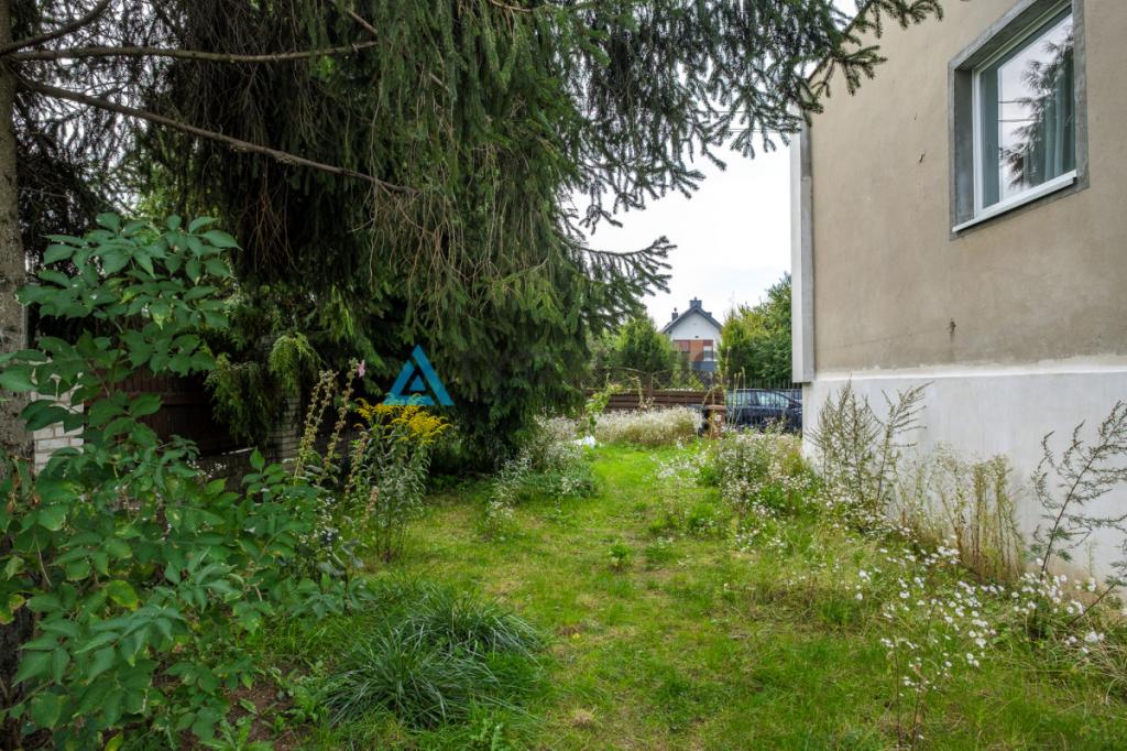 Dom po kapitalnym remoncie z dużym potencjałem - zdjęcie 19