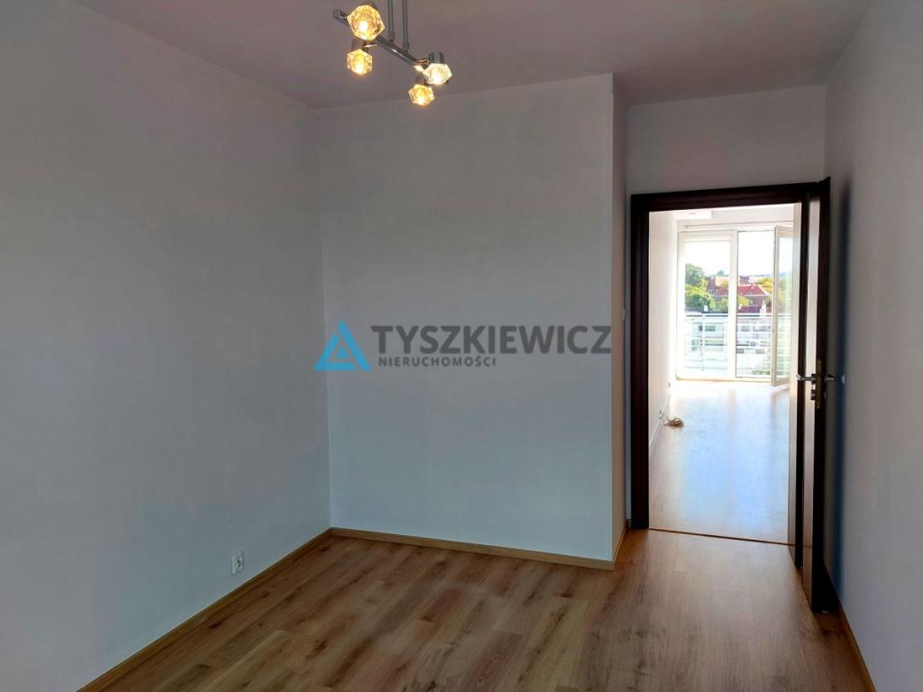 3 pokojowe mieszkanie w super lokalizacji - zdjęcie 12