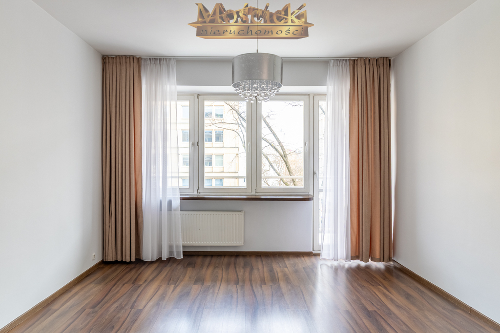 Wynajem okazja kawalerka 34 m2 na Kruczej balkon - zdjęcie 6