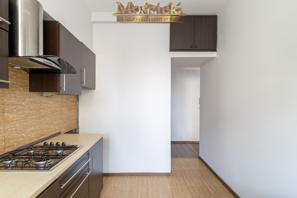 Wynajem okazja kawalerka 34 m2 na Kruczej balkon - zdjęcie 2