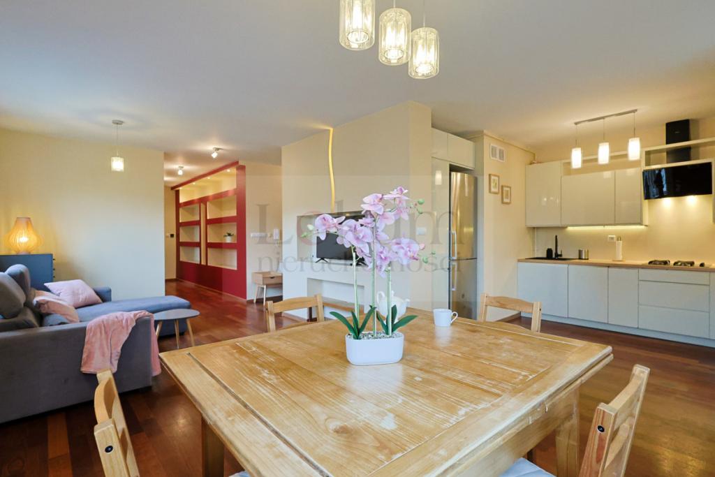 Targówek - apartament przy metrze - zdjęcie 2