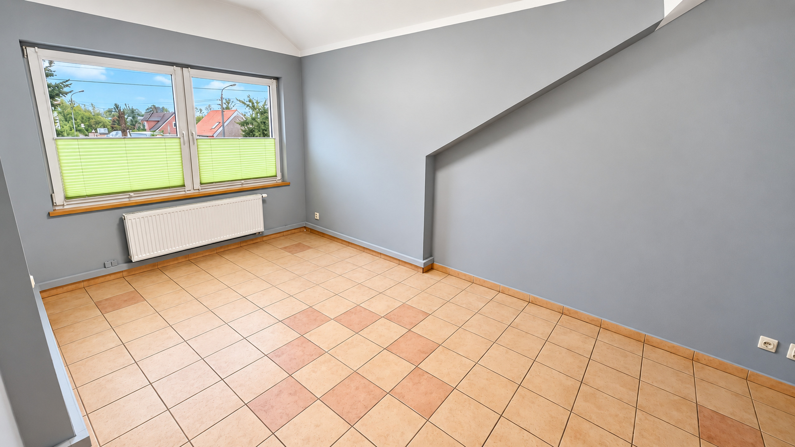 Lokal usługowy 120 m² po podłodze - 4 pomieszczenia, 2 łazienki, parking - zdjęcie 4