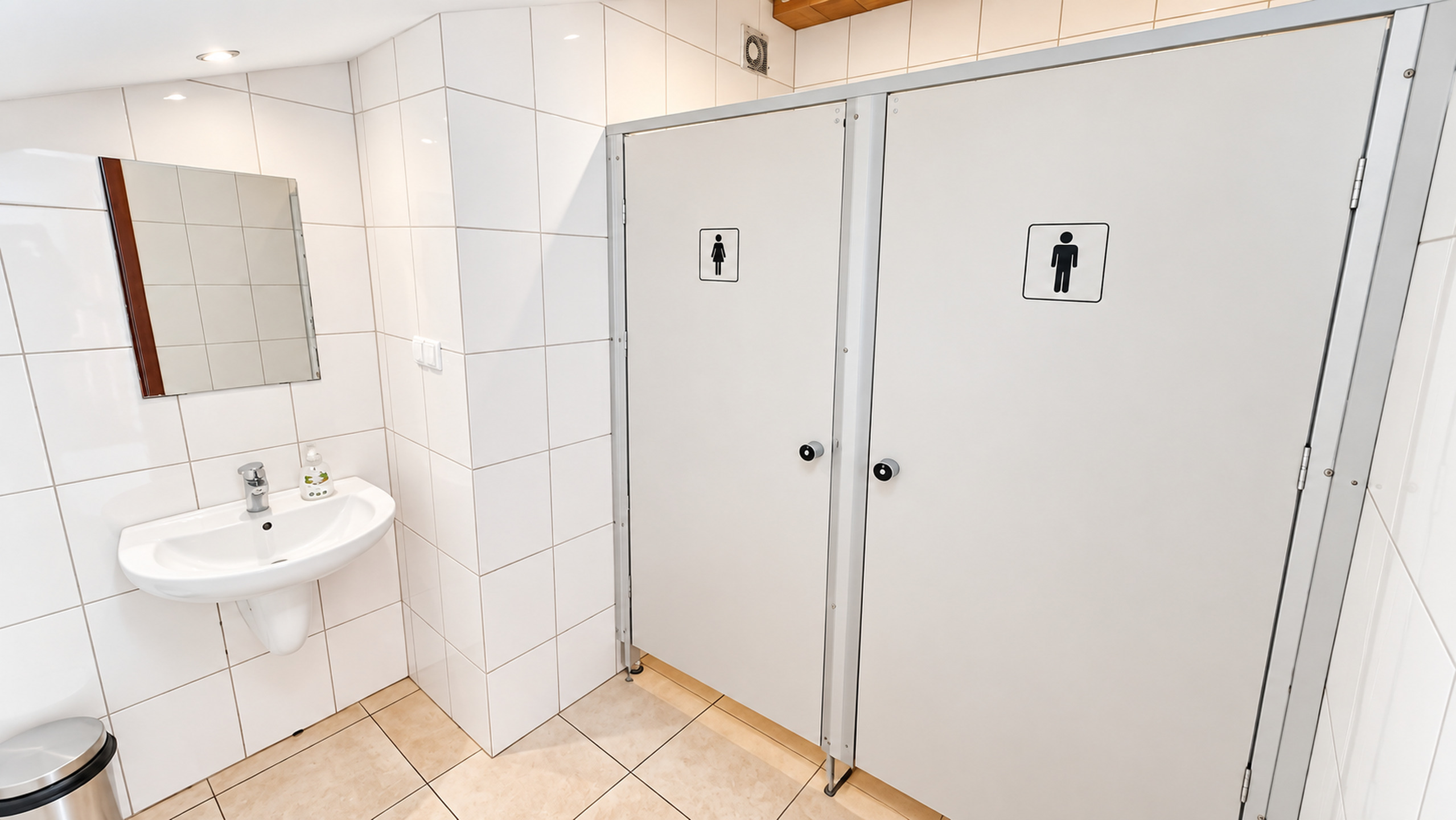 Lokal w centrum Lubonia 35 m2 + andtresola - zdjęcie 6