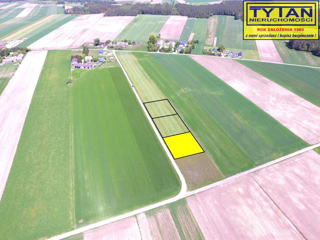 Działka budowlana 1318 m², Czerwone - zdjęcie 1