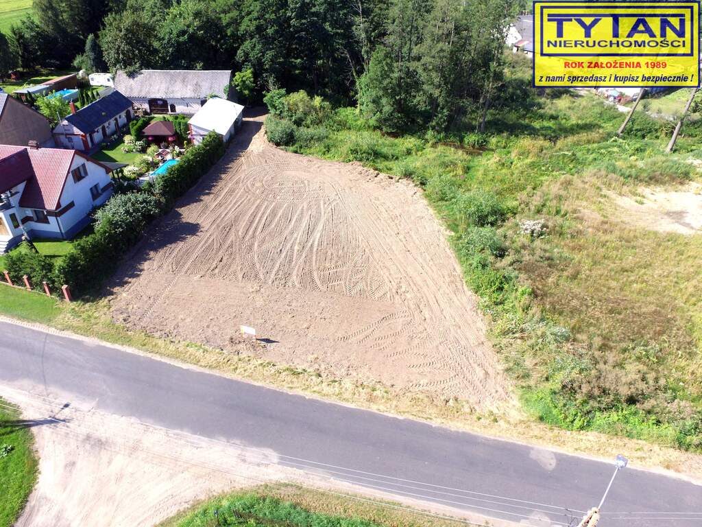Działka budowlana 2501 m², Pęza - zdjęcie 1
