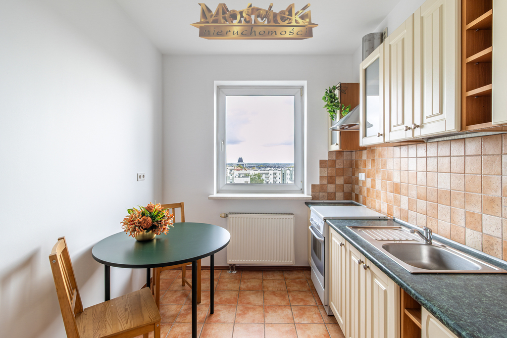 Duża kawalerka 33 m² z balkonem i pięknym widokiem Ursynów - zdjęcie 12