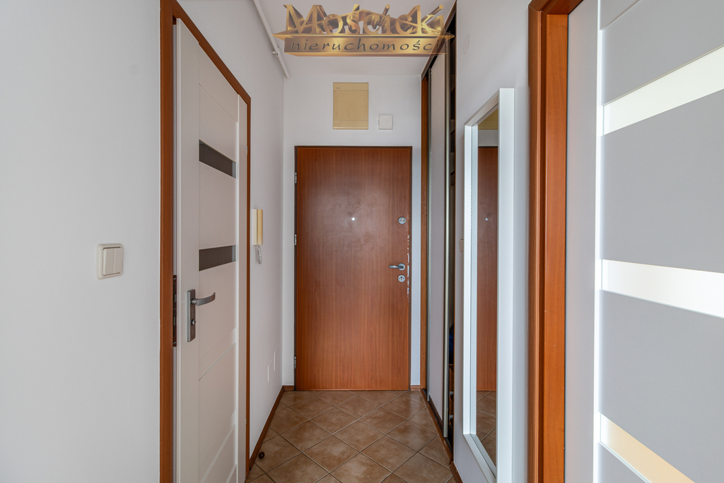 Duża kawalerka 33 m² z balkonem i pięknym widokiem Ursynów - zdjęcie 9