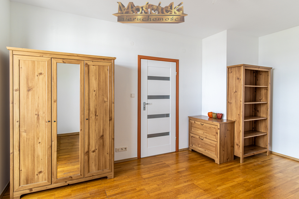 Duża kawalerka 33 m² z balkonem i pięknym widokiem Ursynów - zdjęcie 5