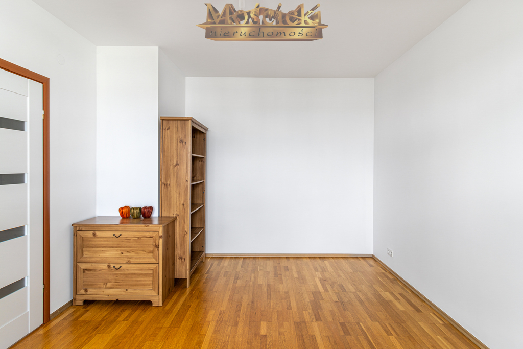 Duża kawalerka 33 m² z balkonem i pięknym widokiem Ursynów - zdjęcie 6