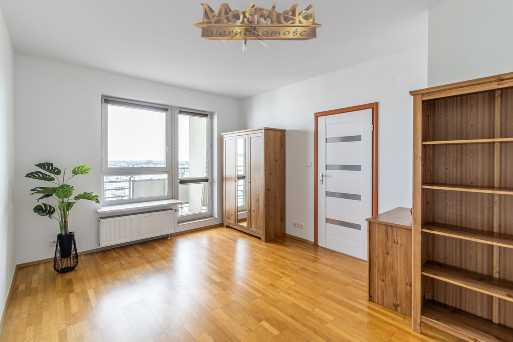 Duża kawalerka 33 m² z balkonem i pięknym widokiem Ursynów - zdjęcie 1