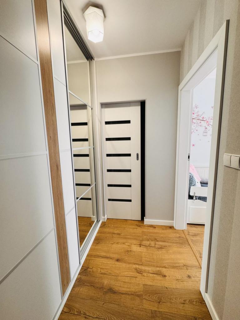 Zadbane, jak nowe, 3 pokoje, balkon, winda - zdjęcie 12