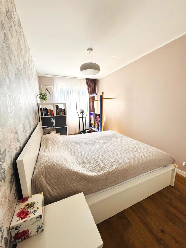 Zadbane, jak nowe, 3 pokoje, balkon, winda - zdjęcie 9